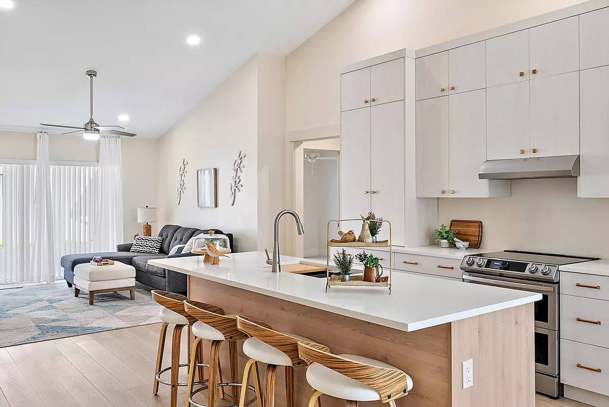 Port Saint Lucie, FL 34986,381 NW Sherry LN