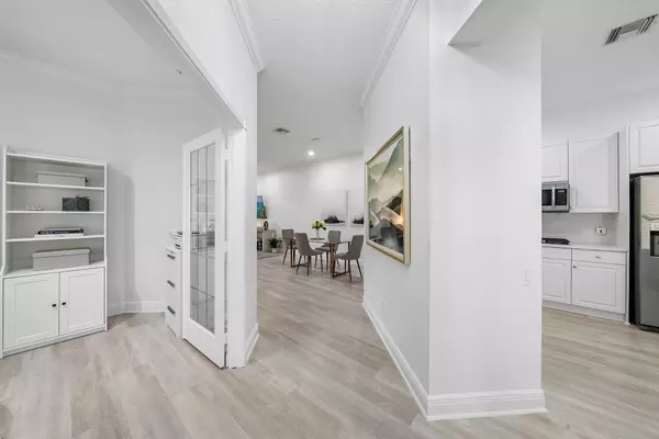 North Palm Beach, FL 33410,717 Cable Beach LN