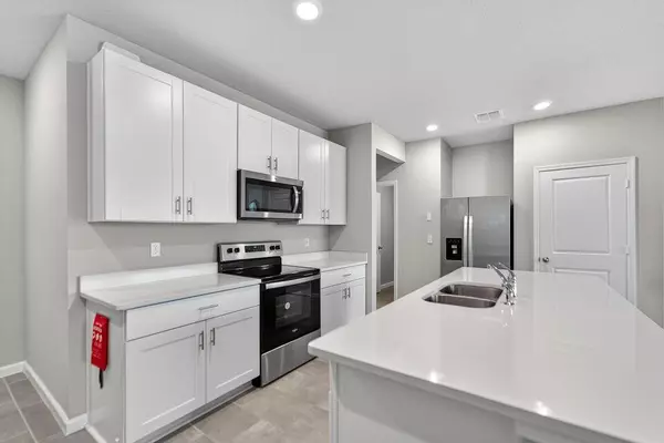 West Palm Beach, FL 33407,5709 Mentmore DR