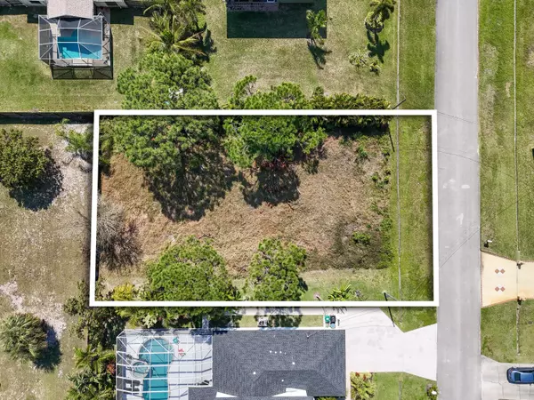 Port Saint Lucie, FL 34986,5849 NW Mesa CIR