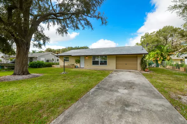 5409 Sunset BLVD, Fort Pierce, FL 34982