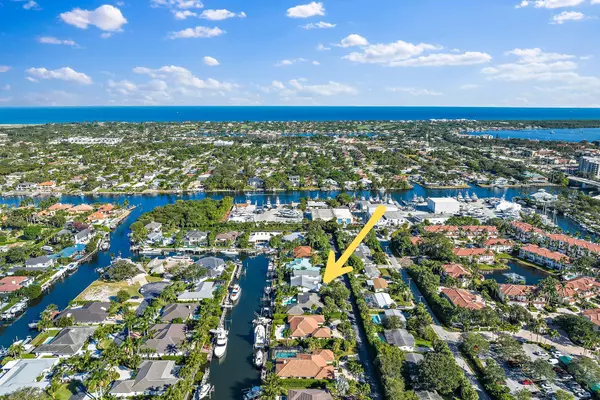 2414 Bay Village CT, Palm Beach Gardens, FL 33410