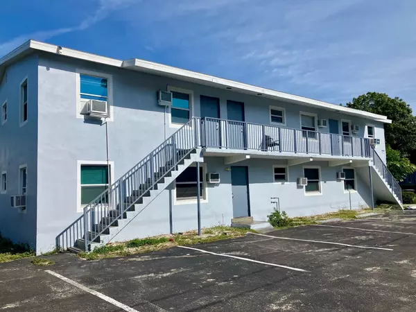 West Palm Beach, FL 33401,515 N Sapodilla AVE