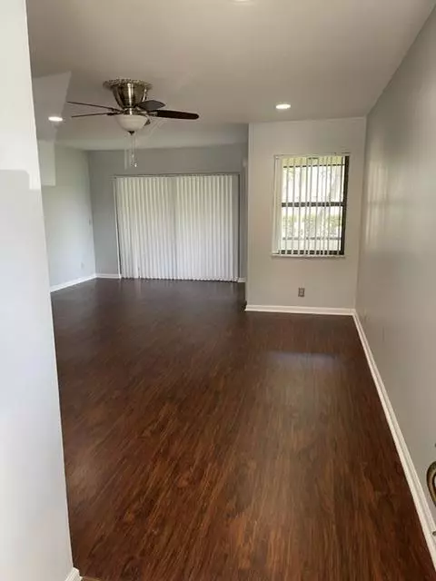 Wellington, FL 33414,12628 Shoreline DR 9c