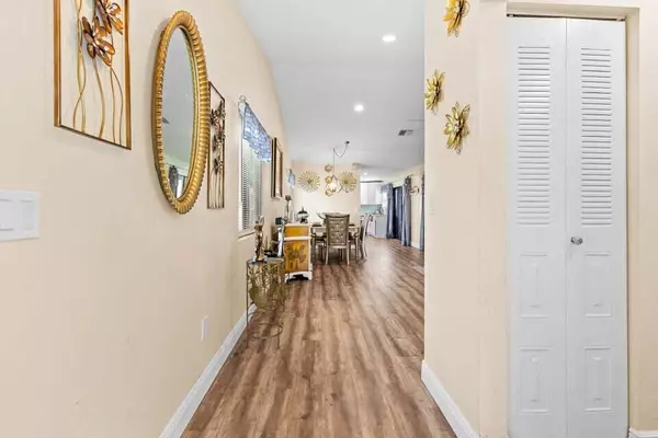 Delray Beach, FL 33445,2363 NW 13th CT