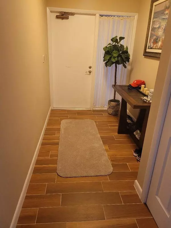 Fort Pierce, FL 34951,3200 Twin Lakes Ter 103 TER 103