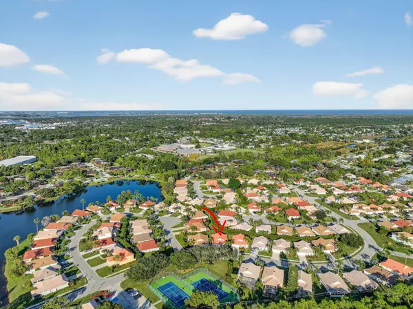 Stuart, FL 34997,6342 SE Windsong LN