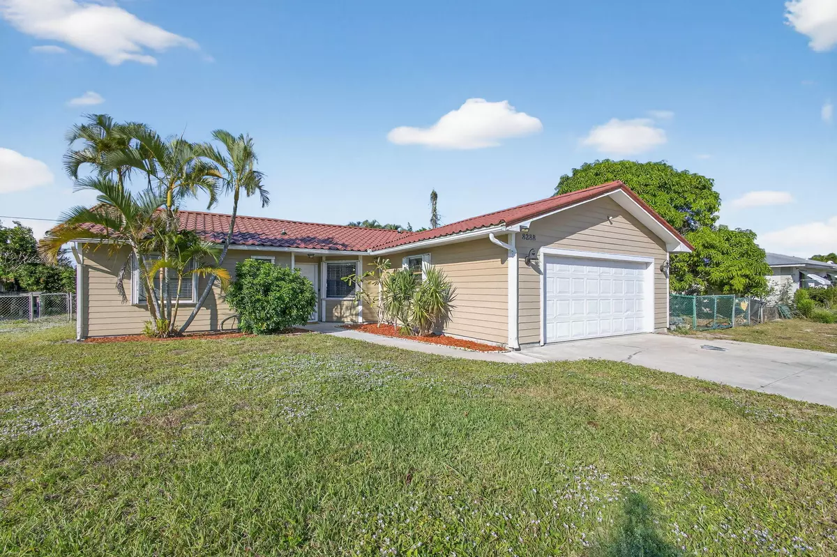 Hobe Sound, FL 33455,8288 SE Pine CIR