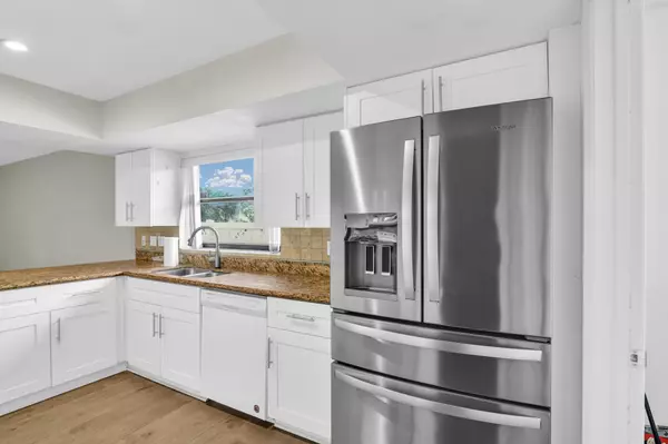 Coral Springs, FL 33065,7014 NW 38th MNR