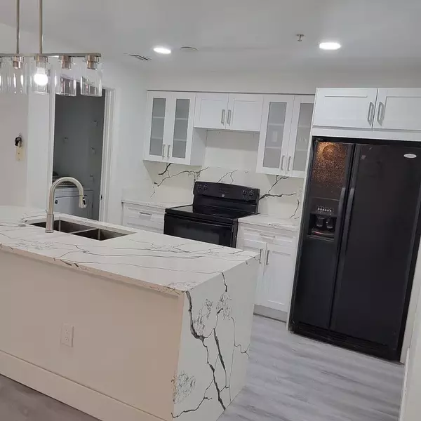 Coral Springs, FL 33067,5840 W Sample RD 302