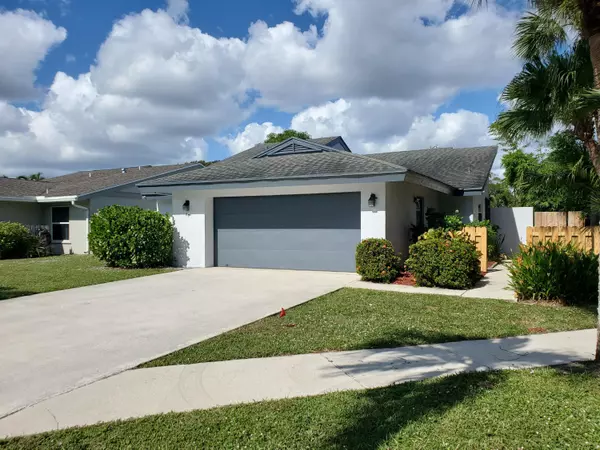 47 Baytree CIR, Boynton Beach, FL 33436