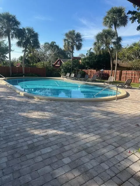 6180 NW 34th TER, Fort Lauderdale, FL 33309