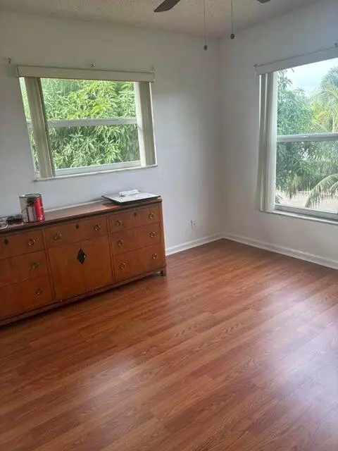 West Palm Beach, FL 33413,650 Toxaway DR