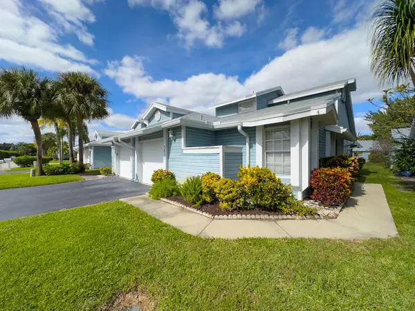 3851 E Island Club CIR, Lake Worth, FL 33462