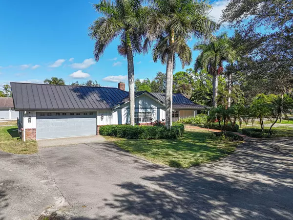 Loxahatchee Groves, FL 33470,14863 N 22nd RD