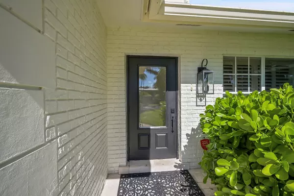 Boca Raton, FL 33432,783 Cordova DR