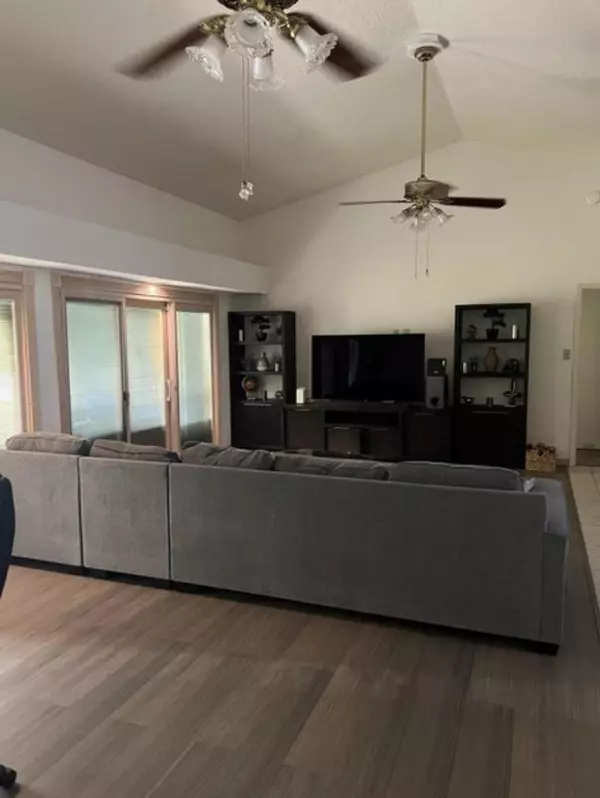 Hobe Sound, FL 33455,10340 SE Jupiter Narrows DR