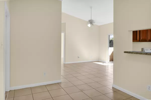 Deerfield Beach, FL 33064,671 Cypress Lake BLVD D21