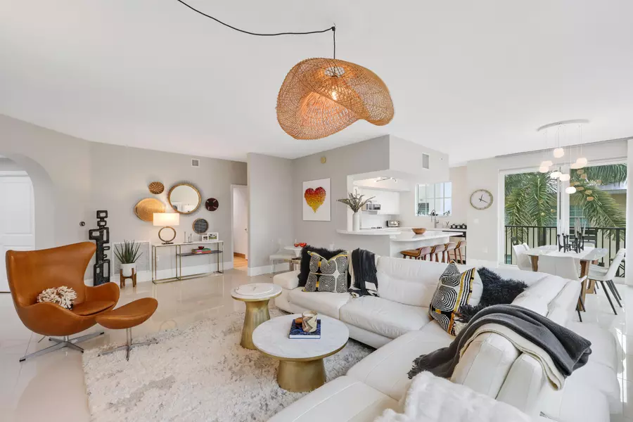 235 NE 1st ST 411, Delray Beach, FL 33444