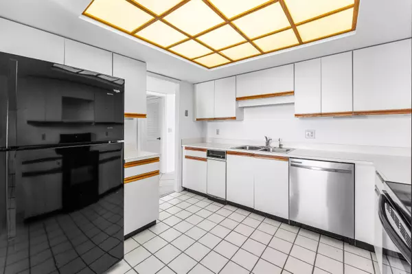 North Palm Beach, FL 33408,356 Golfview RD Ph-7