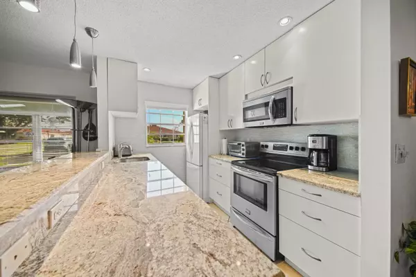 4875 NW 3rd CT C, Delray Beach, FL 33445