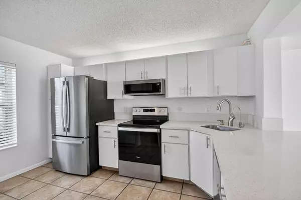 Greenacres, FL 33415,212 Foxtail DR G