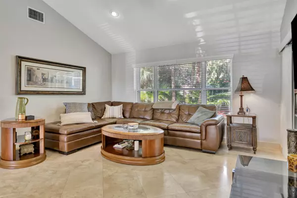 Riviera Beach, FL 33418,7036 Galleon CV