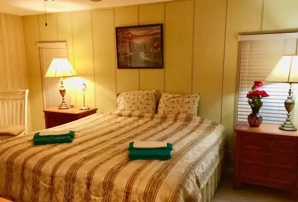 Boynton Beach, FL 33436,4067 White Pine DR