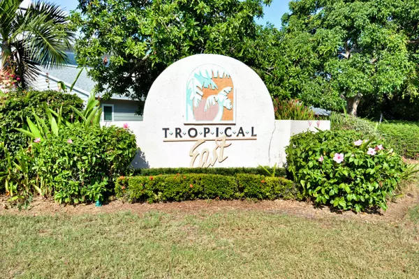 Port Saint Lucie, FL 34952,2544 SE E Tropical East CIR