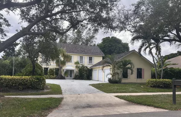 2901 Embassy DR, West Palm Beach, FL 33401