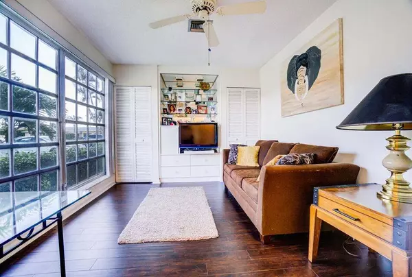 Delray Beach, FL 33484,13893 Via Aurora C