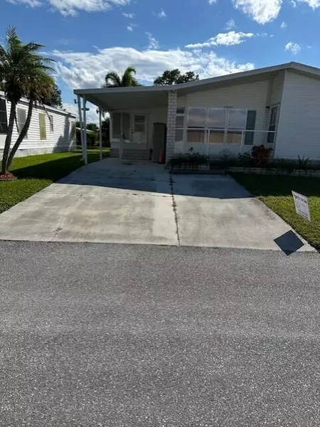 14263 Isla Flores, Fort Pierce, FL 34951