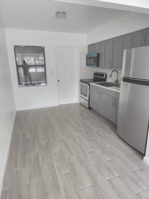 Miami, FL 33169,1375 NE 147th ST