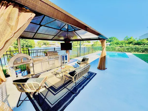 Wellington, FL 33414,12725 Kingsway RD