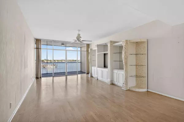 North Palm Beach, FL 33408,11390 Twelve Oaks WAY 420