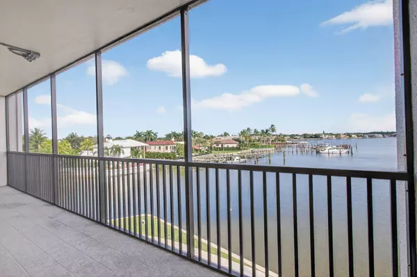 North Palm Beach, FL 33408,11390 Twelve Oaks WAY 420