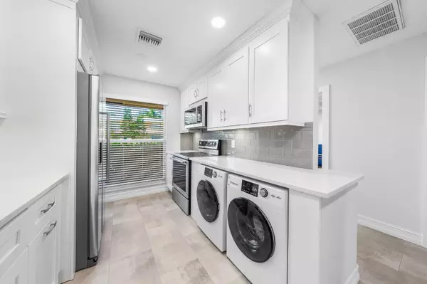 Delray Beach, FL 33445,1341 NW 19th TER 83-C