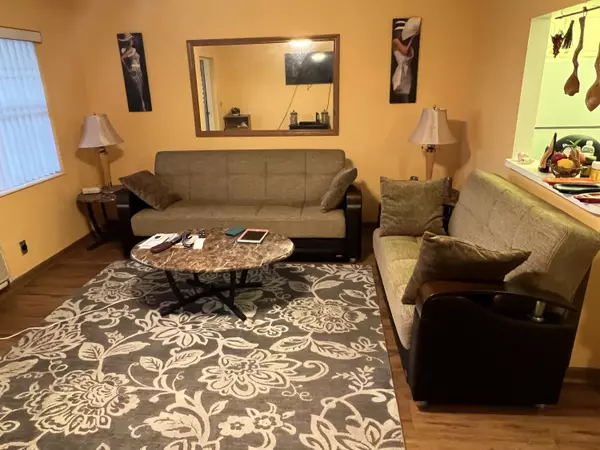 West Palm Beach, FL 33417,131 Camden F