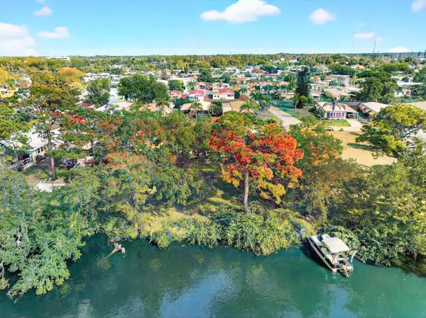 Port Saint Lucie, FL 34952,111 Camino Del Rio