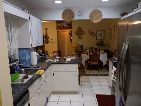 Port Saint Lucie, FL 34983,1971 SE Fallon DR