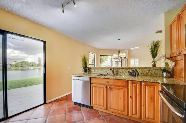 Wellington, FL 33414,12561 Shoreside LN