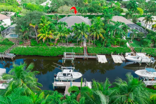 19850 Loxahatchee Pointe DR, Jupiter, FL 33458