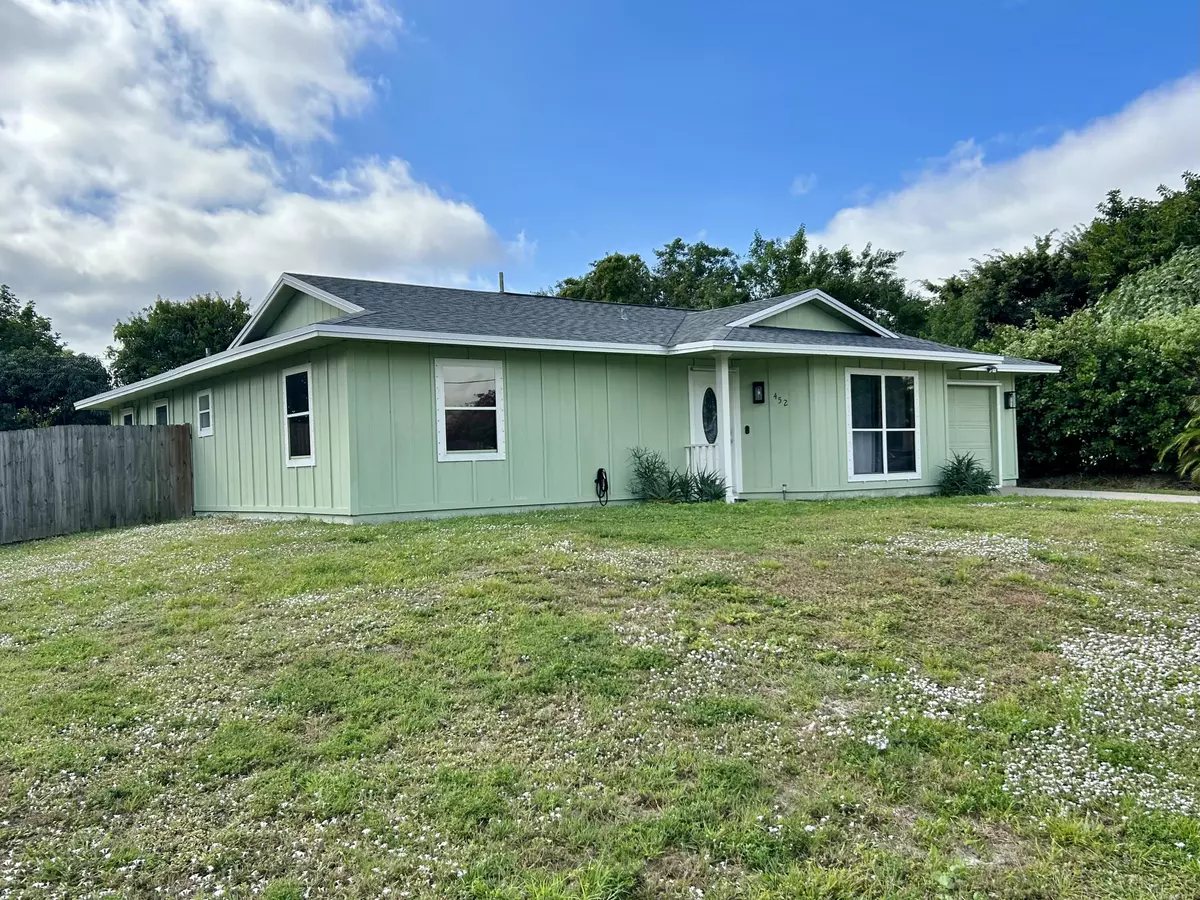 Port Saint Lucie, FL 34953,452 SW David TER