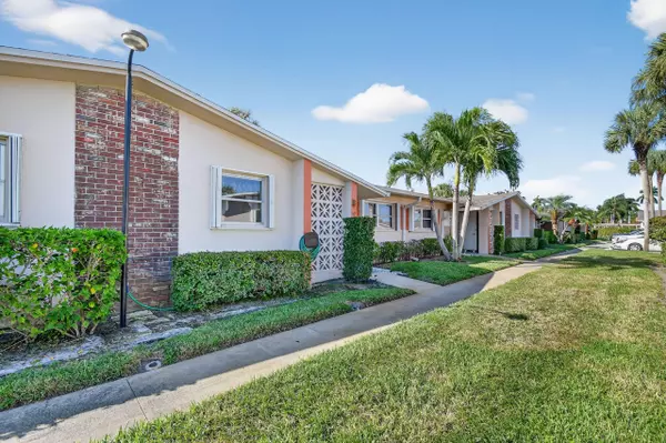 West Palm Beach, FL 33415,2667 Dudley DR B