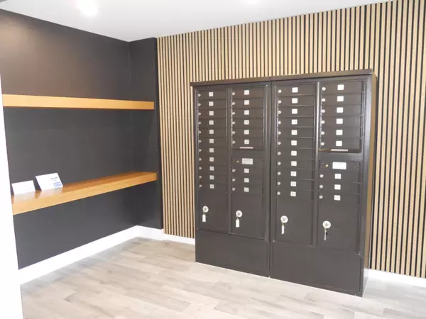 Boca Raton, FL 33431,250 NE 20 ST 123s