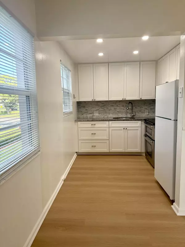 Boca Raton, FL 33434,402 Brighton J J