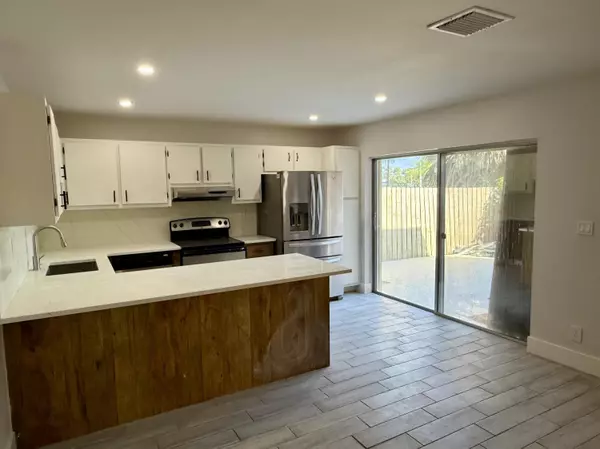 Boynton Beach, FL 33435,2717 SE 27th WAY