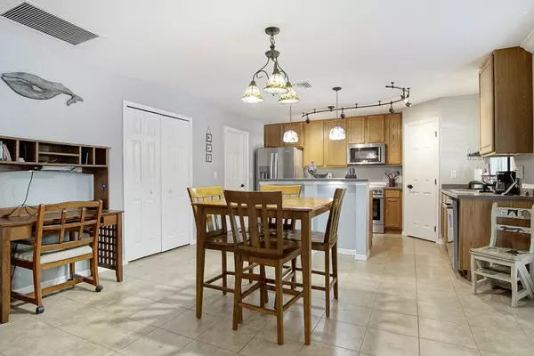 Port Saint Lucie, FL 34984,3010 SE Wake RD