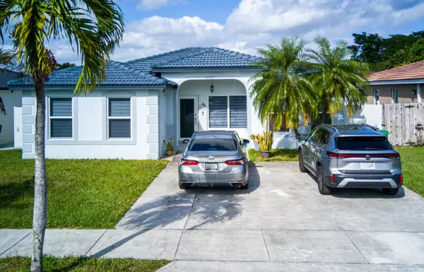 13257 SW 277th TER, Homestead, FL 33032