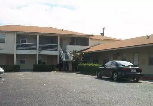 Lake Worth Beach, FL 33460,1600 S N ST 107